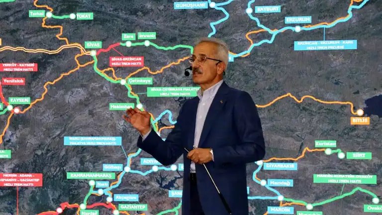 Uraloğlu: Türkiye, Siber Saldırıda Rol Model Uraloğlu: Türkiye, Siber Saldırıda Rol Model